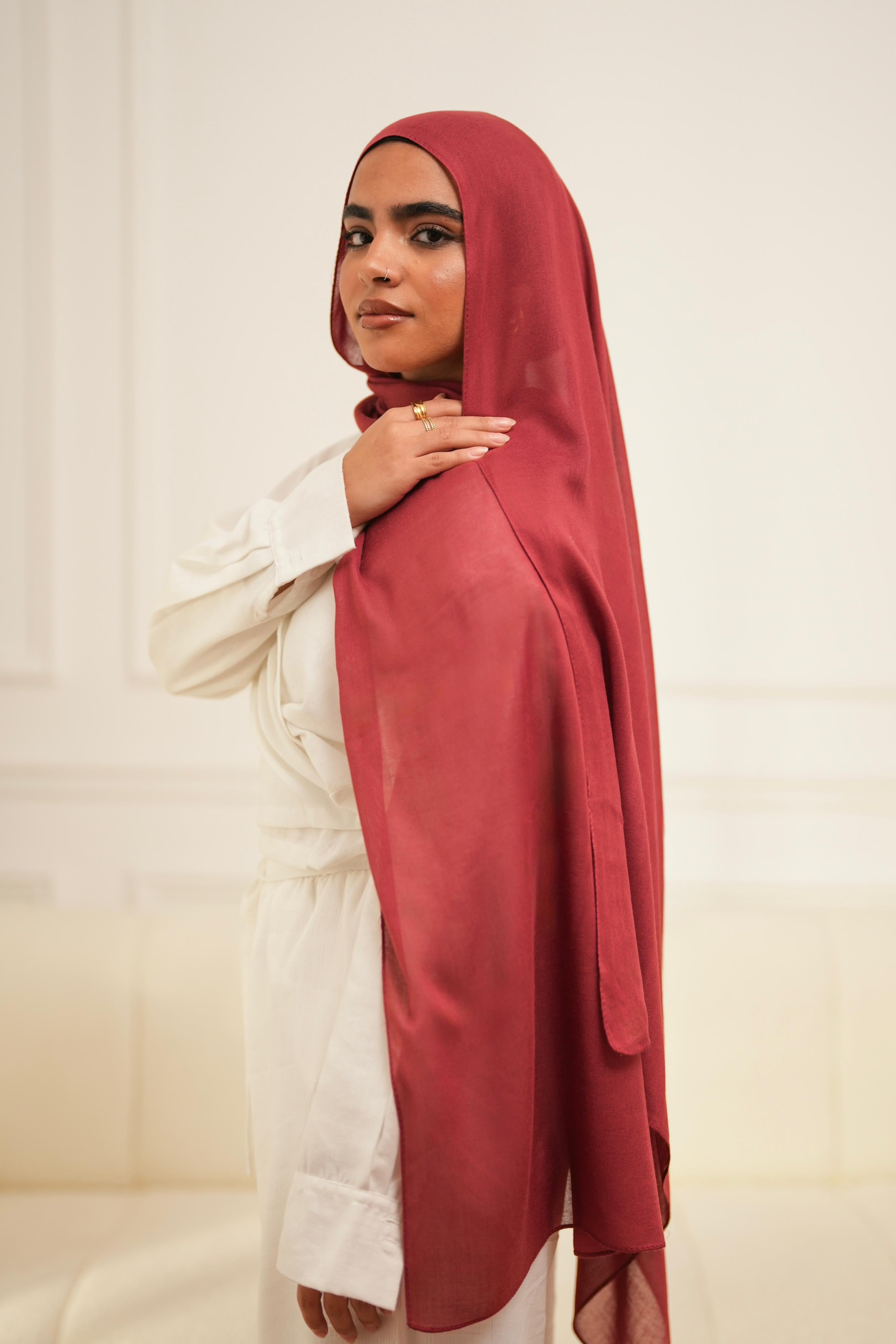 Burgundy | Basic Modal