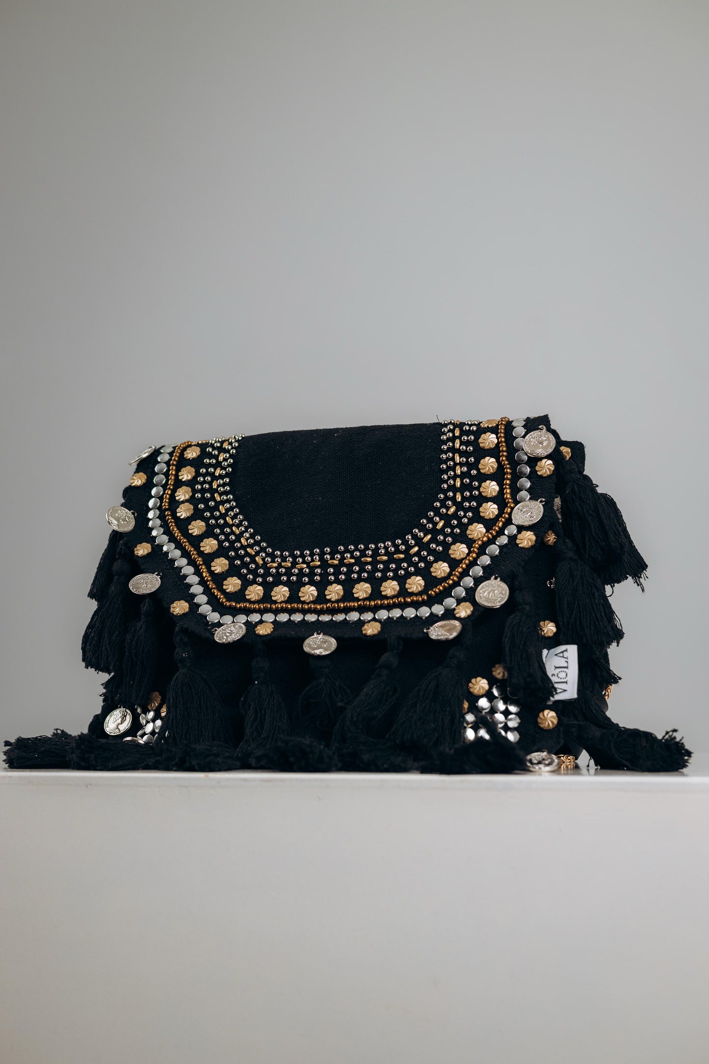 Niara | Clutch