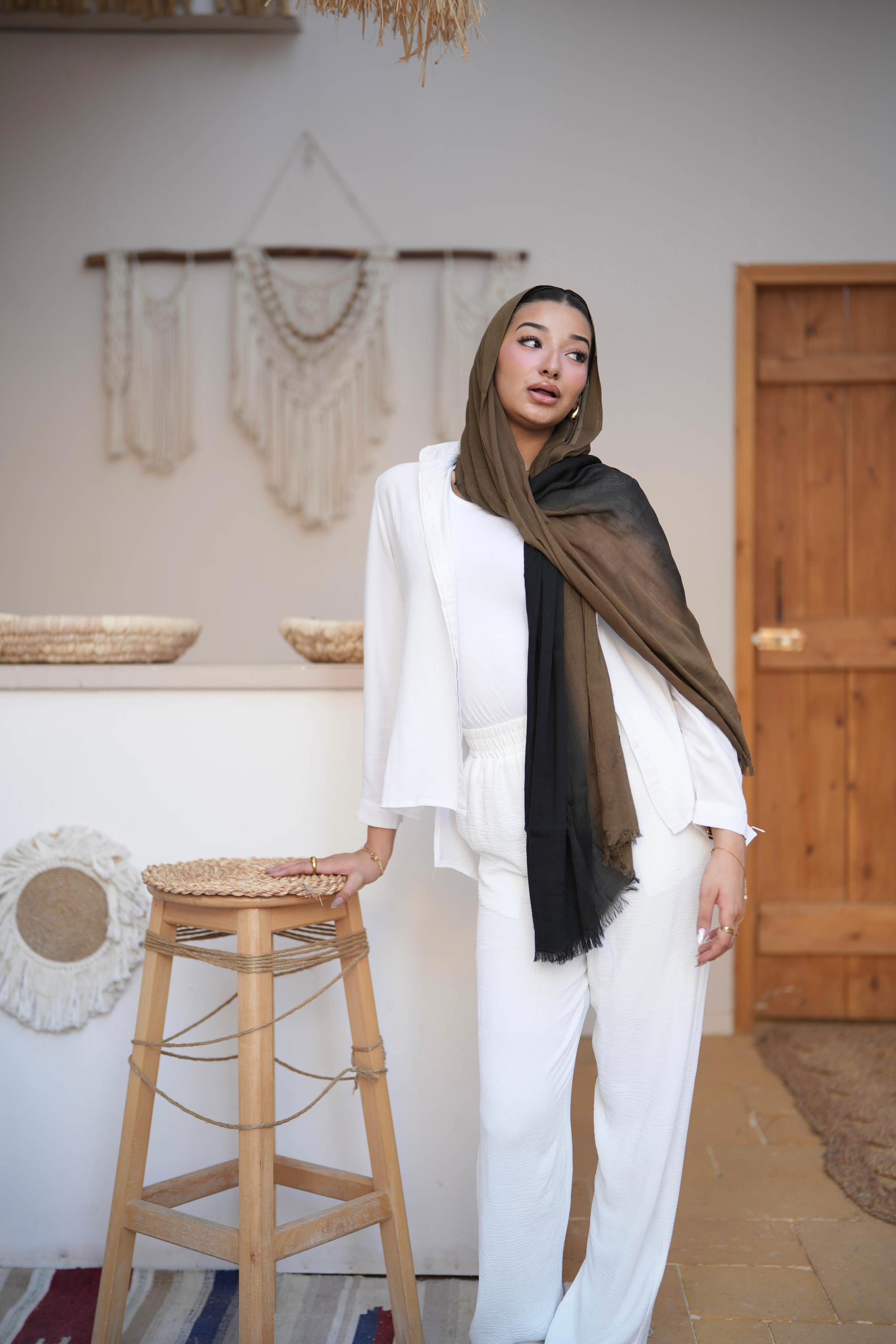 Olive x Black | Harmonia