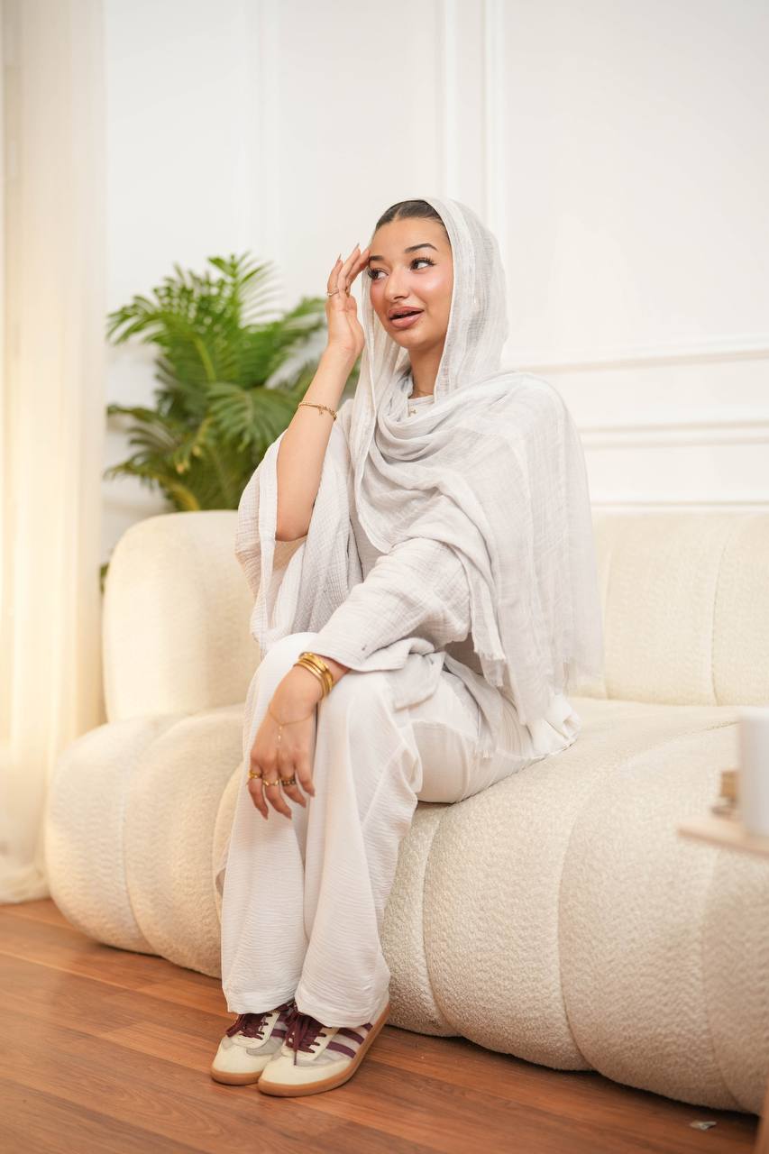 Light Grey | Strata
