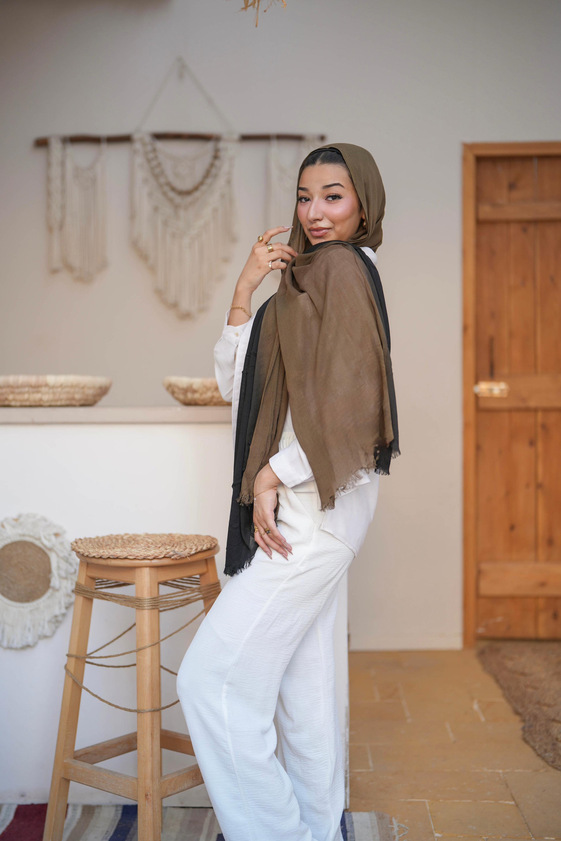 Olive x Black | Harmonia