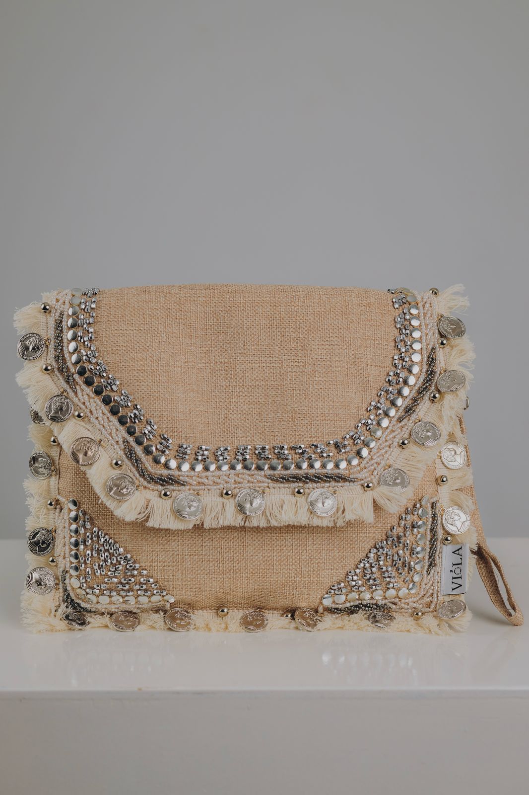 Cleo | Clutch