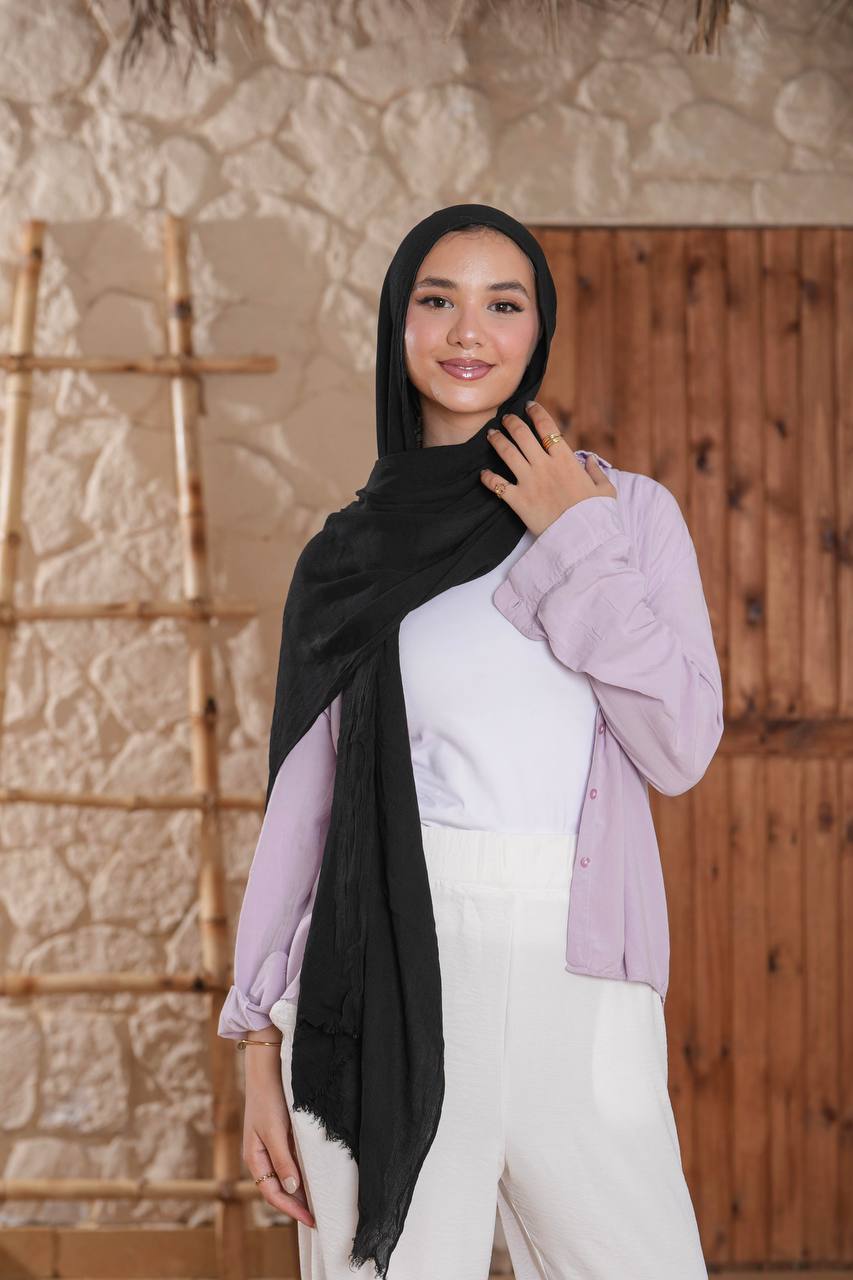Black | Ruffled