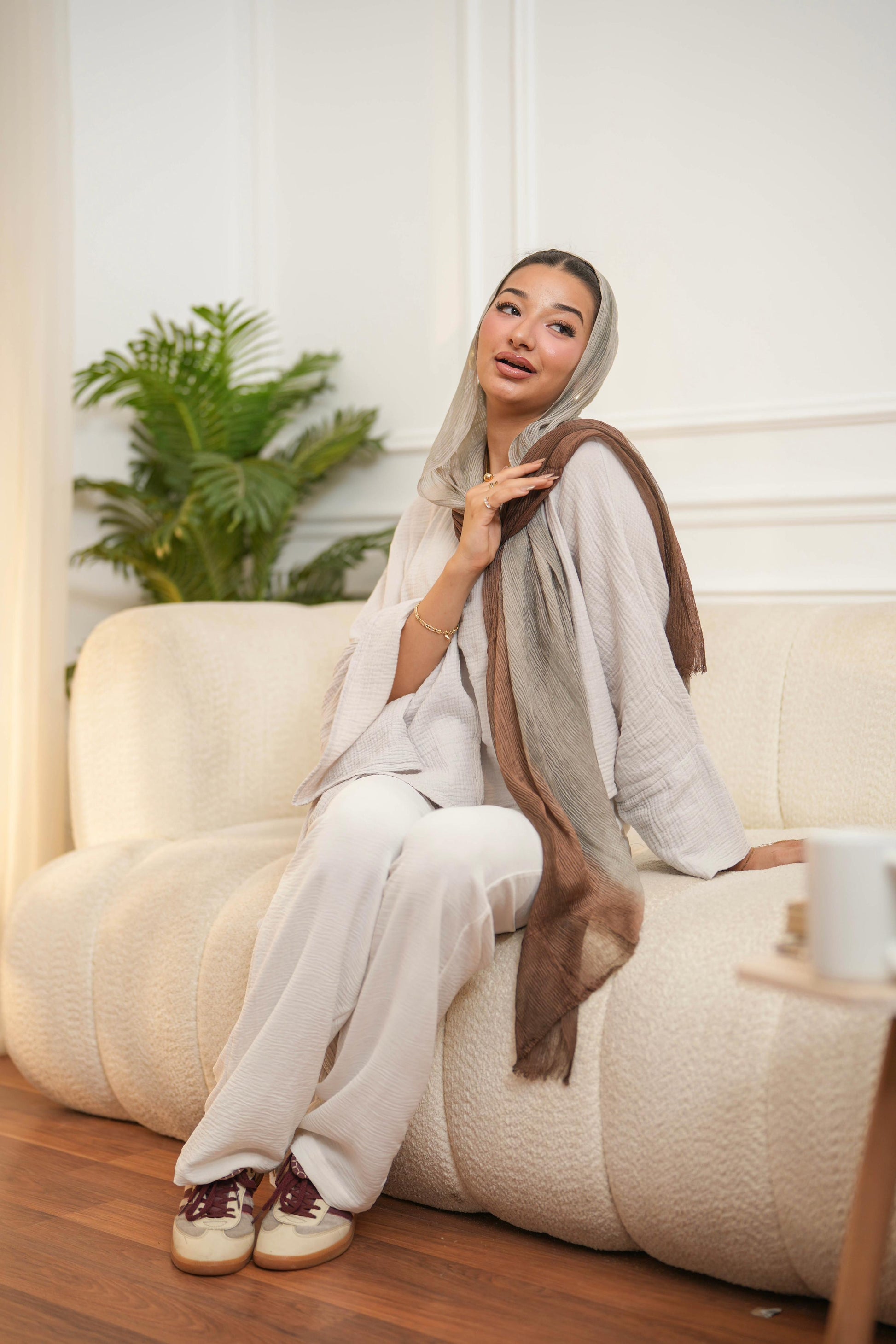 Brown x Grey | Harmonia