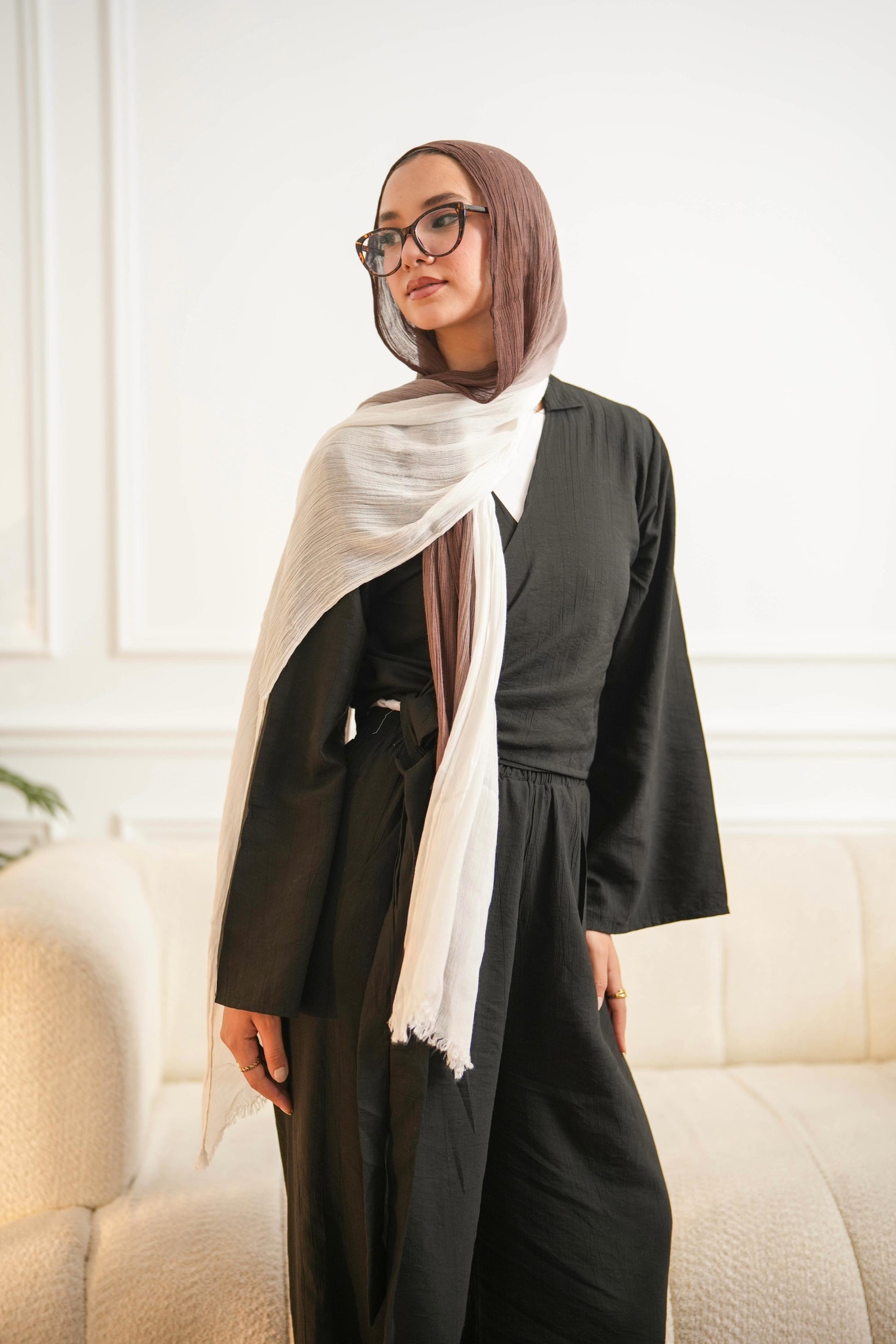 Brown x Offwhite | Harmonia