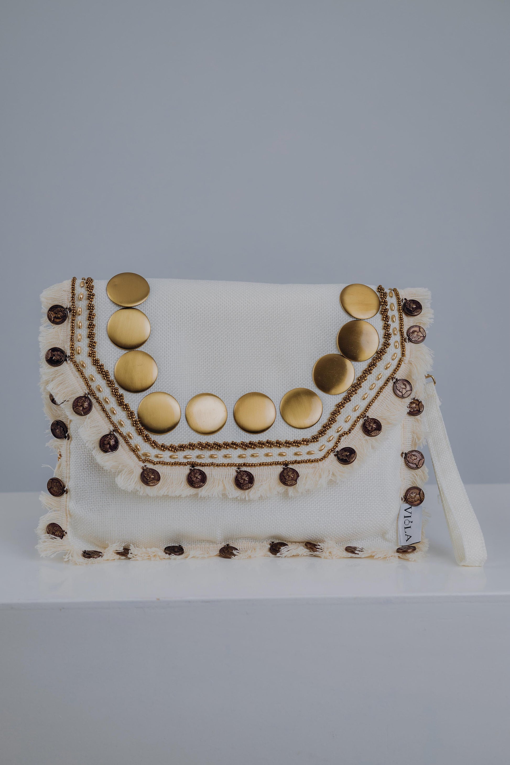 Cambrie | Clutch