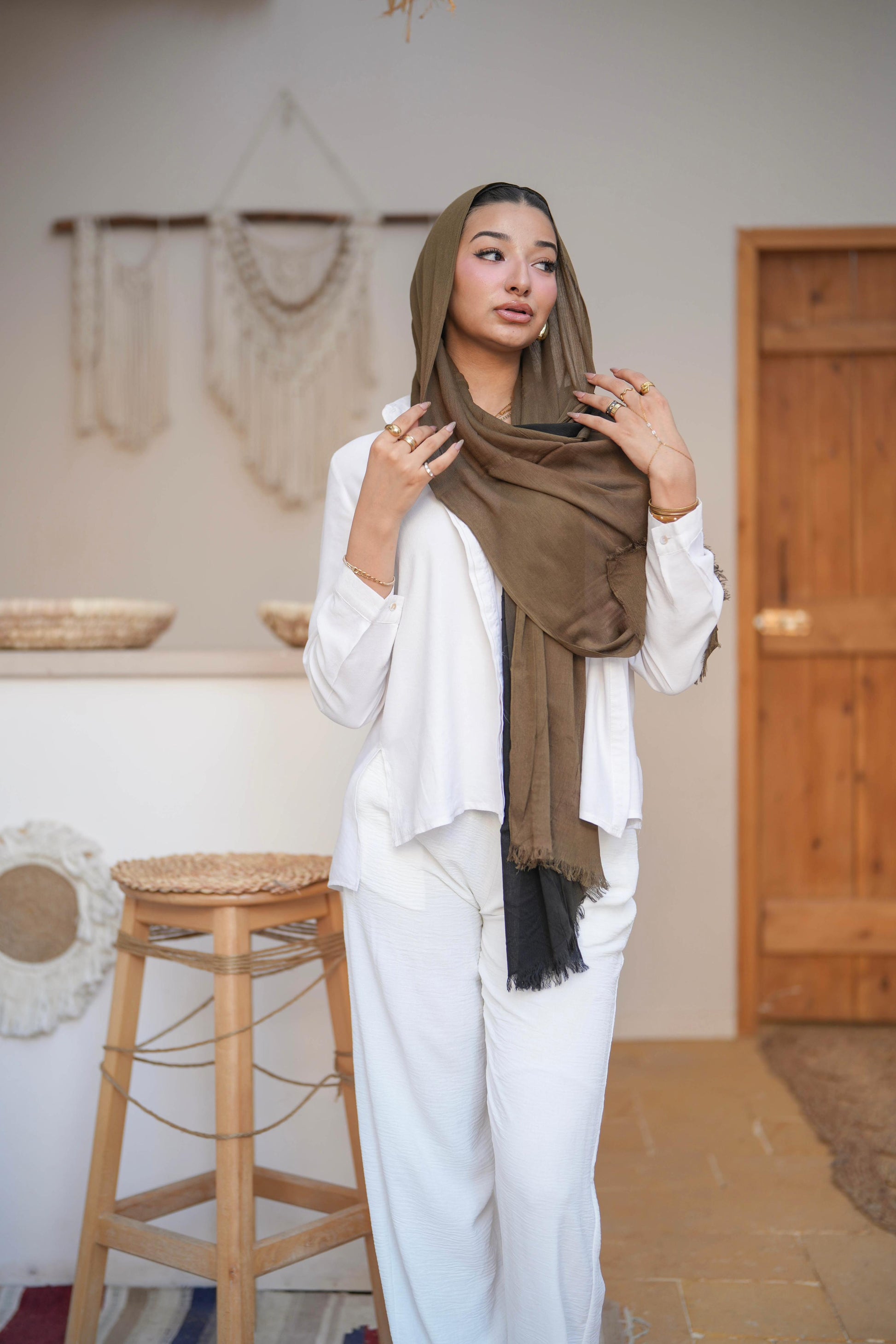 Olive x Black | Harmonia