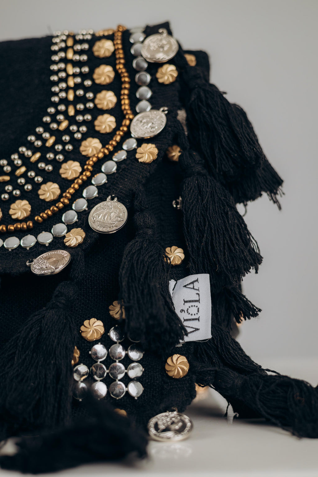 Niara | Clutch