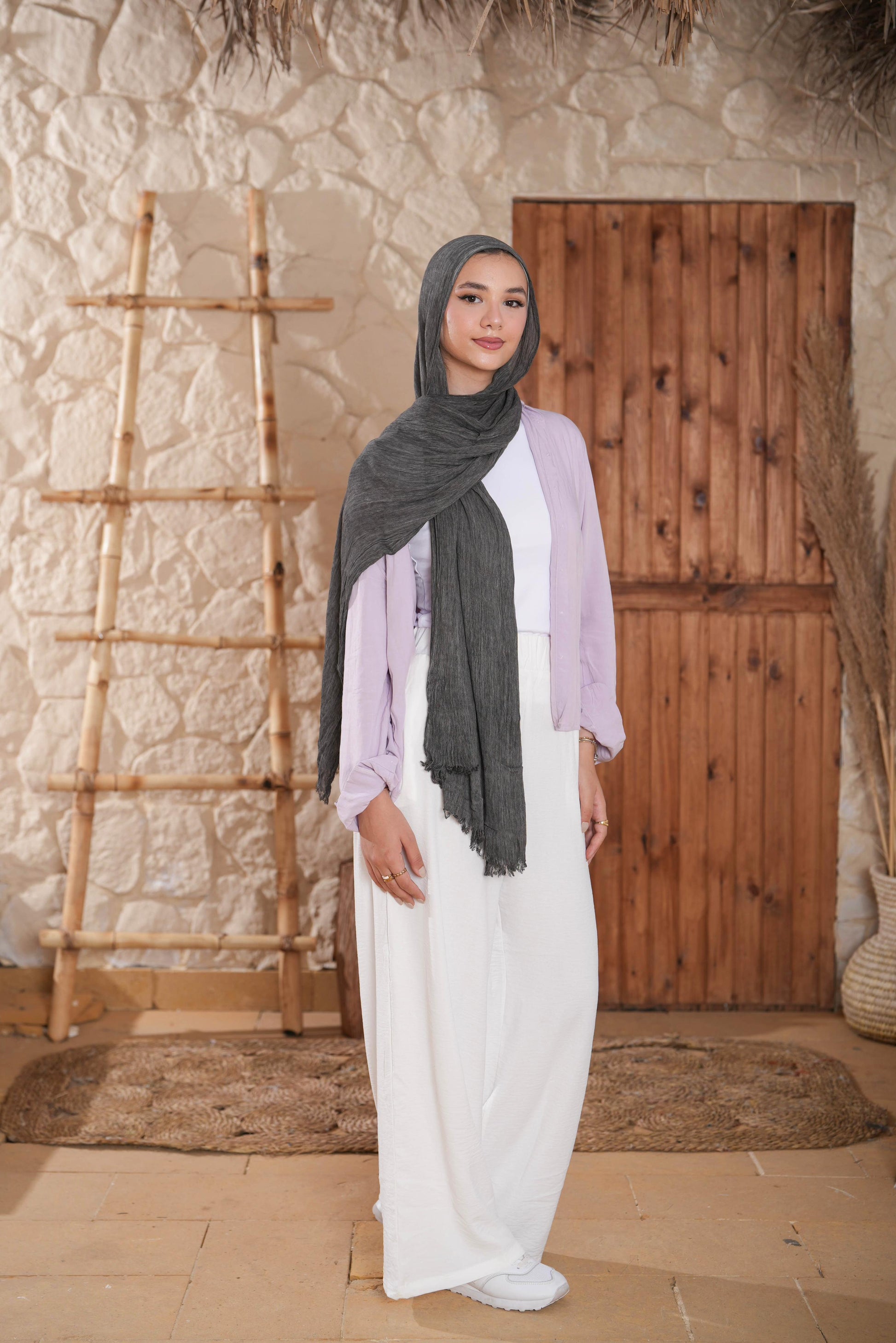 Dark Grey | Ruffled
