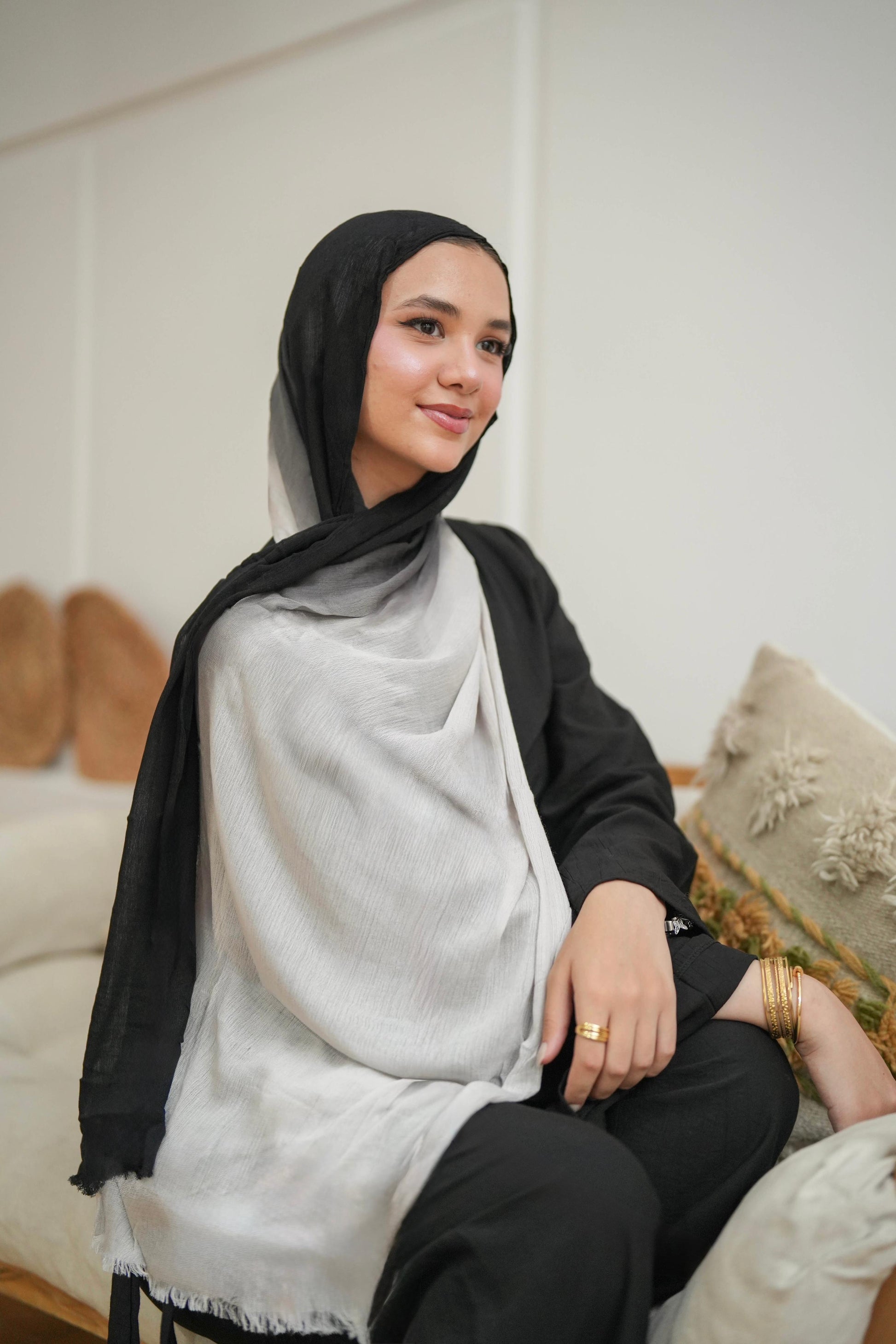Grey x Black | Harmonia